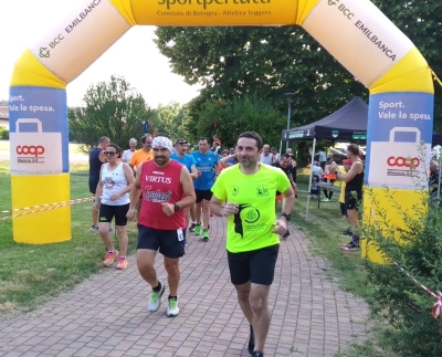 74 squadre in gara alla&quot; Staffetta del Pioppeto&quot; - Andrea Baruffaldi e Valentina Landuzzi brillano al &quot;Giro di Oliveto&quot;-Oltre quattrocento i podisti alla &quot;Camminata di Monte Sole&quot; -14 giugno &quot;Camminata giornata mondiale del donatore di sangue&quot;