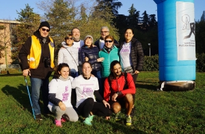 &quot;Corsa della Città&quot; : medici, infermieri, podisti con le scarpe da running per sostenere la ricerca. Prossimo appuntamento domenica 27 novembre a Minerbio per la competitiva &quot;Cinque fossi&quot;e camminata &quot;Cinque fossi - Run&amp;Walk&quot;.