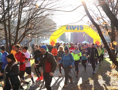 Oltre 1.200 in marcia ad Anzola e Bologna si prepara a un weekend da capitale dello sport.