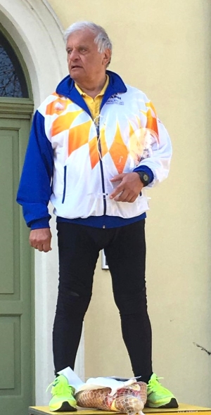 Il ricordo commosso di Massimo Polga, presidente del comitato podistico bolognese,e Augusto Salmi , atleta del team Gabbi, per la scomparsa di Nerio Morotti.